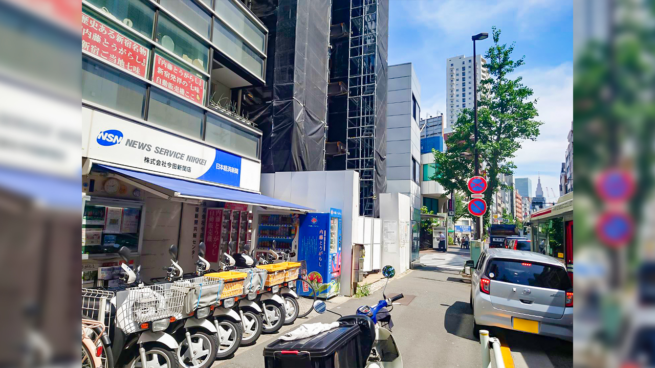 遠くから見た自販機